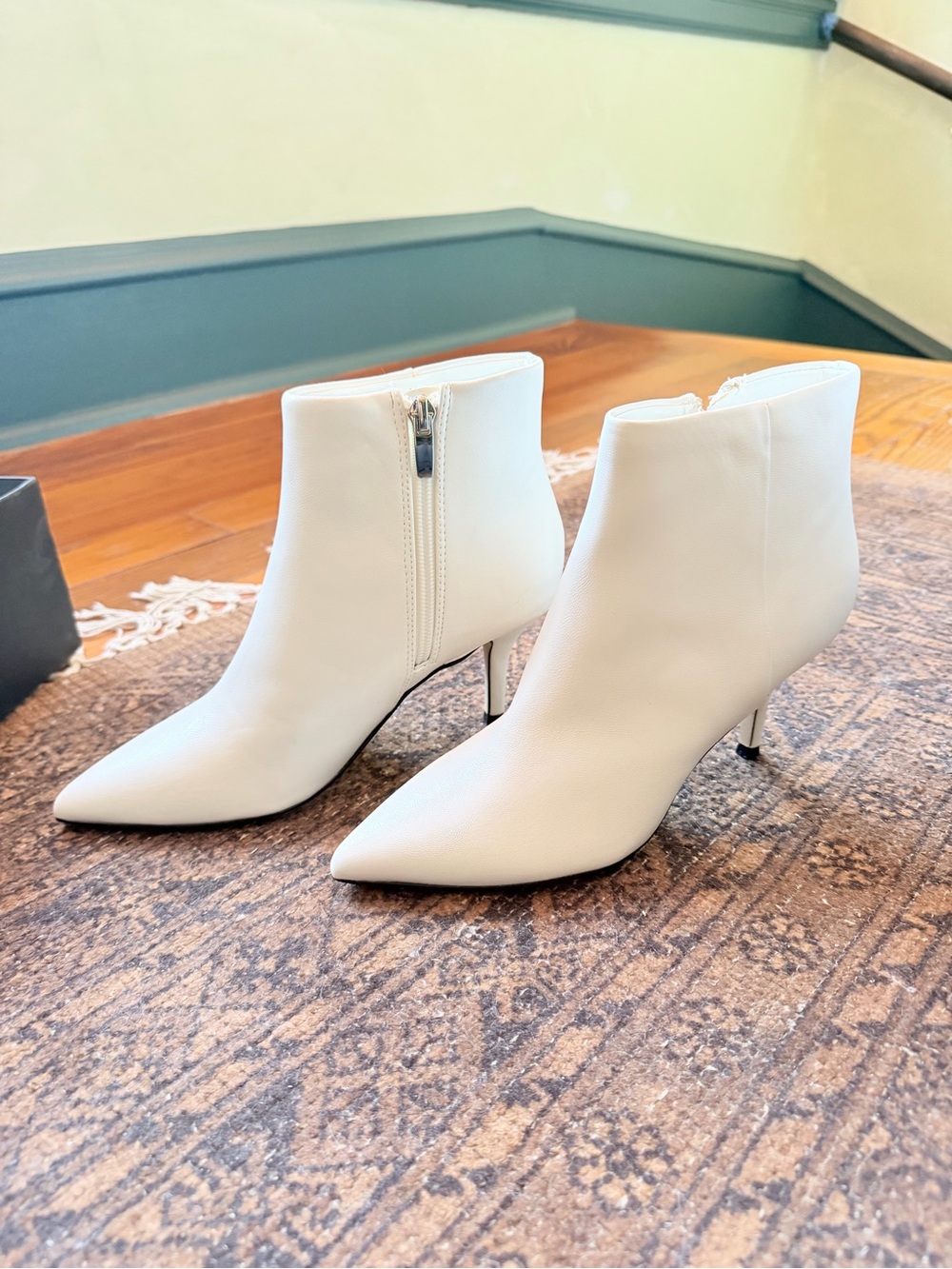NINE WEST Women's White Pointed-Toe Ankle Boots with Side Zip
